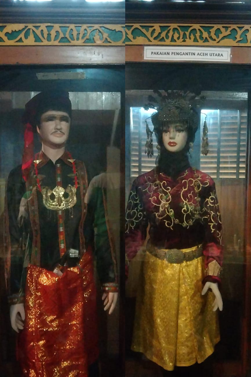 Pakaian Adat Aceh